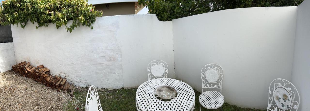 De La Fontaine Guest Cottage And Pool View Luxury Suite 普勒滕贝格湾 外观 照片